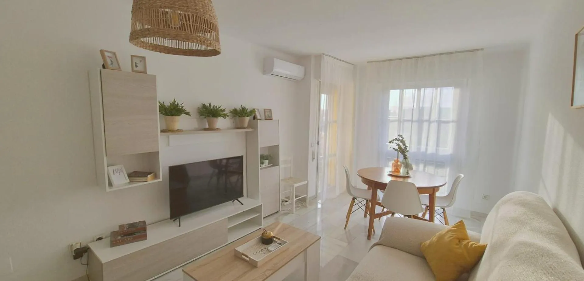 Apartamento A 9 Min Centro Fuengirola Apartment